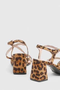 boohoo Talons hauts à brides croisées< Imprimé Léopard|Chaussures À Talons
