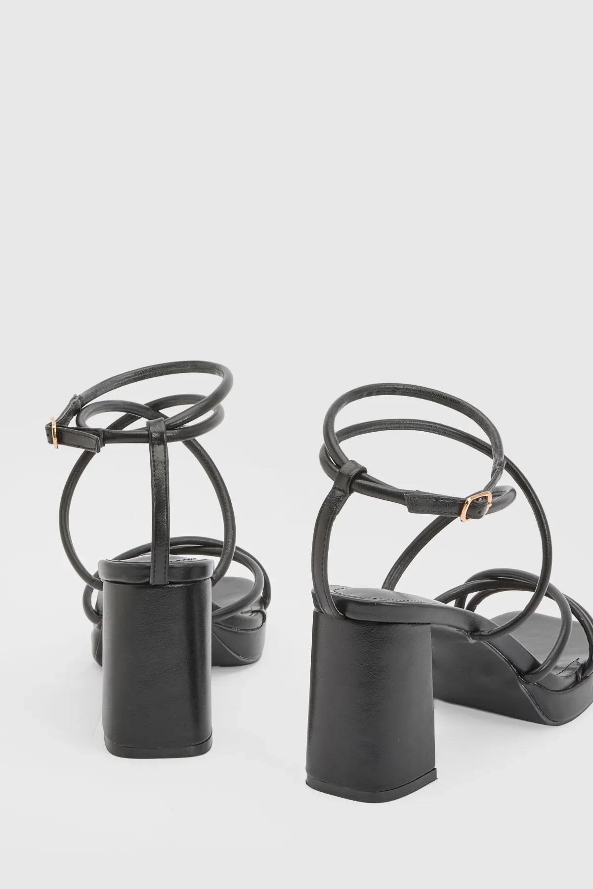 boohoo Talons À Plateforme Et Brides Croisées Coupe Large< Chaussures Festives|Chaussures À Talons