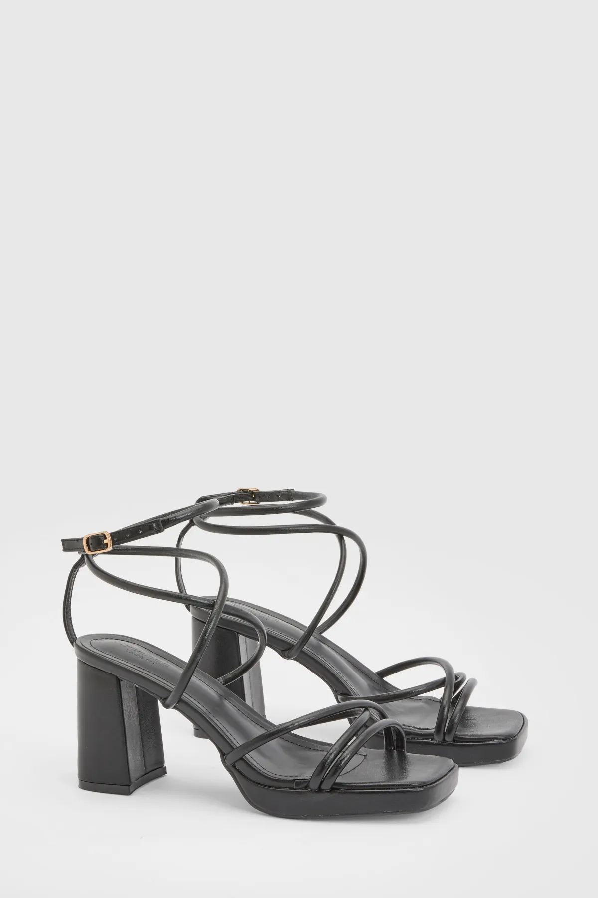 boohoo Talons À Plateforme Et Brides Croisées Coupe Large< Chaussures Festives|Chaussures À Talons