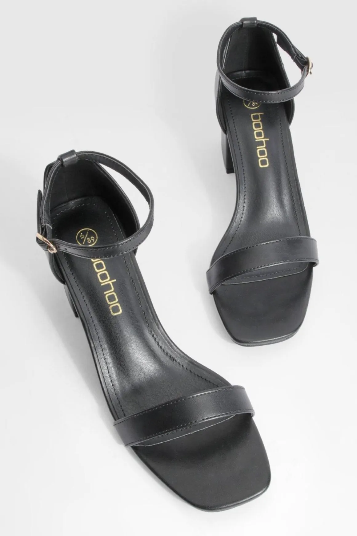 Talons à talon bas, coupe large et minimalistes
