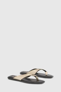 boohoo Tongs À Bout Carré Métallisées< Sandales|Chaussures Dorées