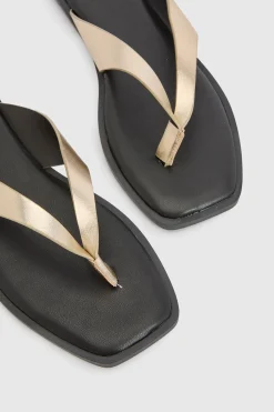 boohoo Tongs À Bout Carré Métallisées< Sandales|Chaussures Dorées