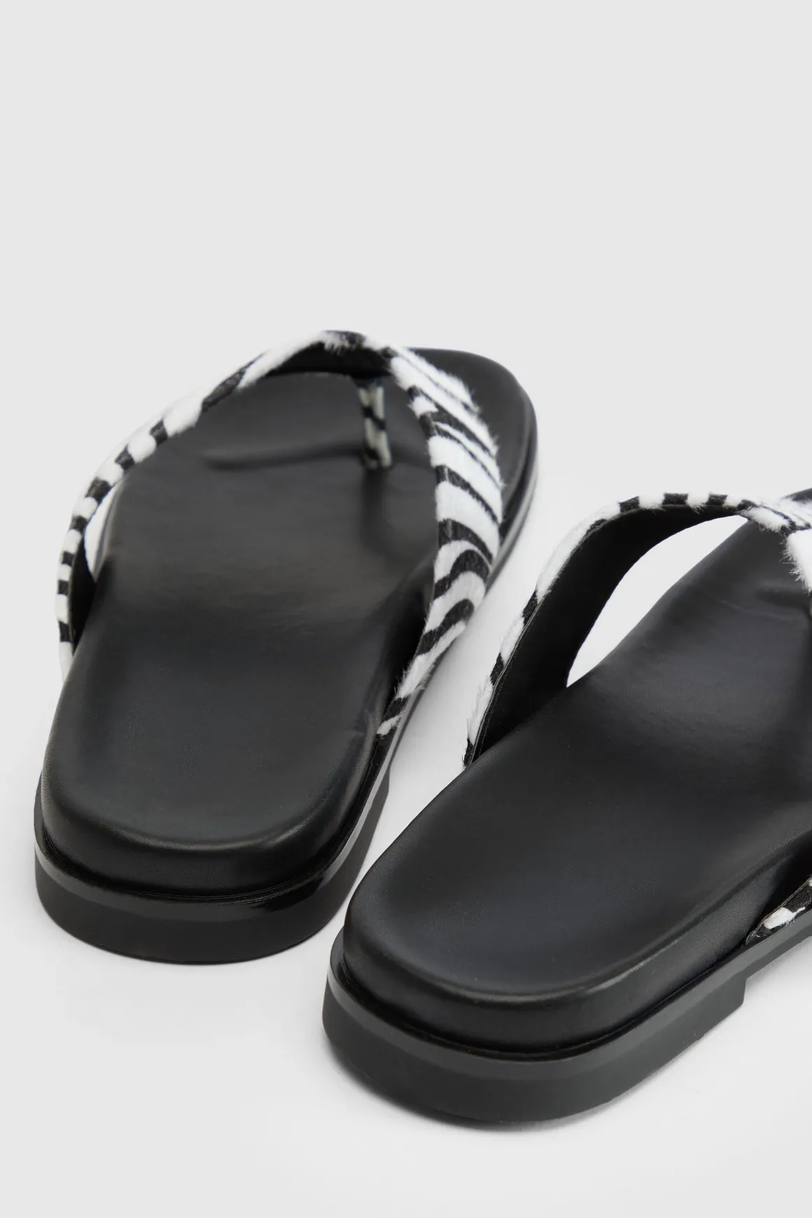 Tongs À Semelle Intérieure Imprimé Zèbre