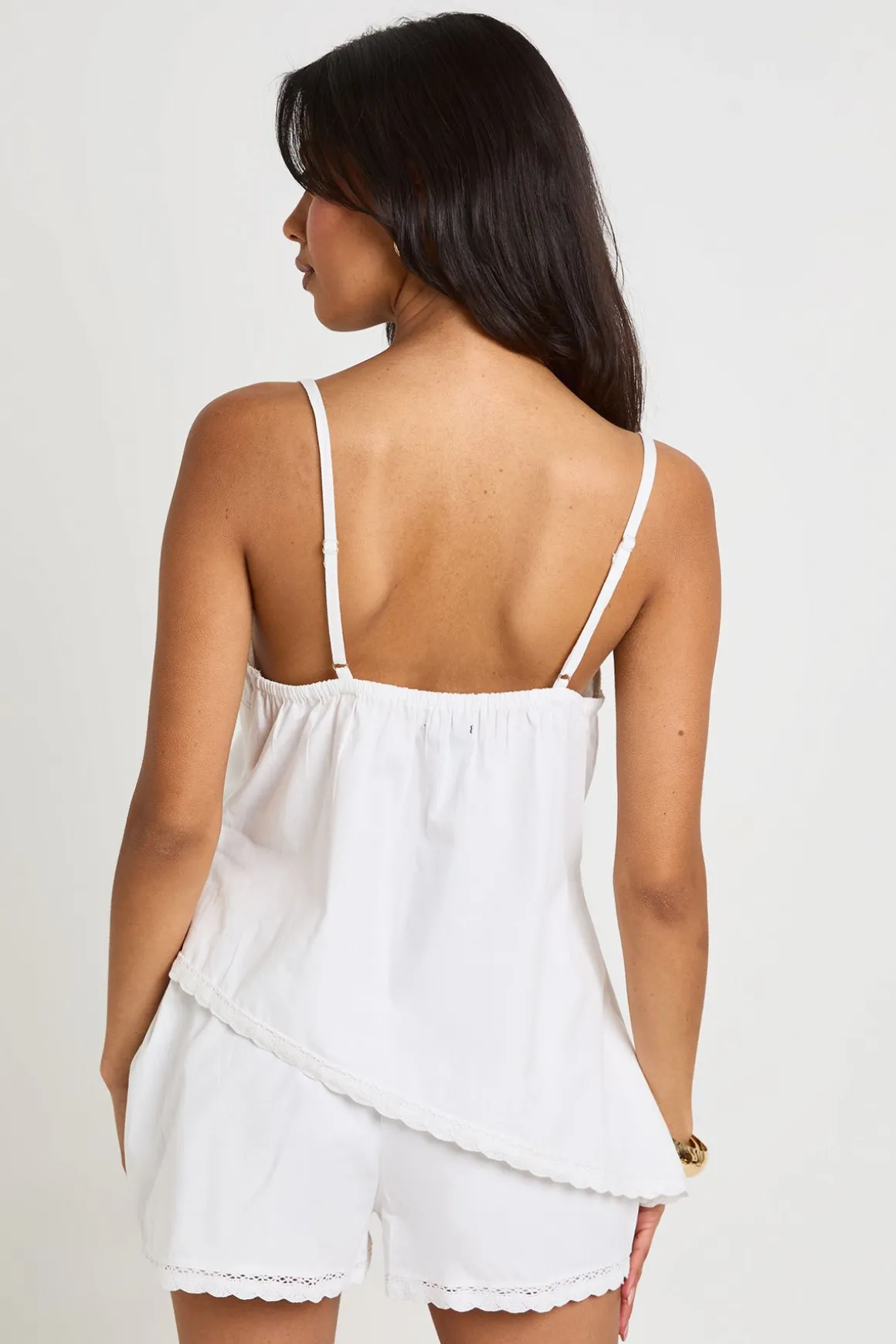 Top Asymétrique Brodé À Une Épaule
