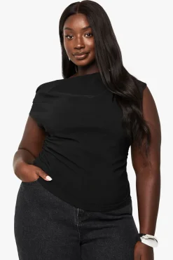 boohoo TOP ASYMÉTRIQUE EN BENGALINE POUR TAILLES PLUS<Femme Tops