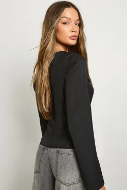 boohoo Top asymétrique à épaules froncées et à coupe longue<Femme Tops D’Automne|Tops