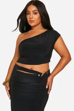 boohoo Top Bardot asymétrique en double couche slinky grande taille<Femme Tops