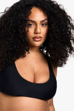 Top Bikini Court Essentials Plus Swimwear