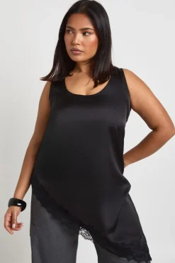 boohoo Top Caraco Grande Taille À Encolure Dégagée Et Ourlet Asymétrique<Femme Satin Et Dentelle|Tops