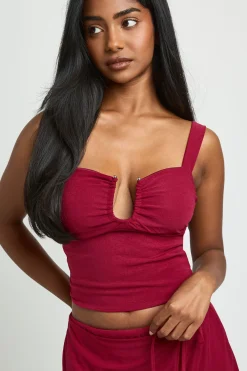 boohoo Top Col Halter À Finitions Dorées Texturées<Femme Tops|Looks Bordeaux