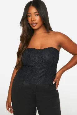 boohoo Top corset bandeau en dentelle grande taille<Femme Satin Et Dentelle|Tops