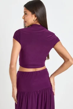 boohoo Top Court Double Épaisseur En Tissu Slinky Avec Détail D'anneaux<Femme Tops