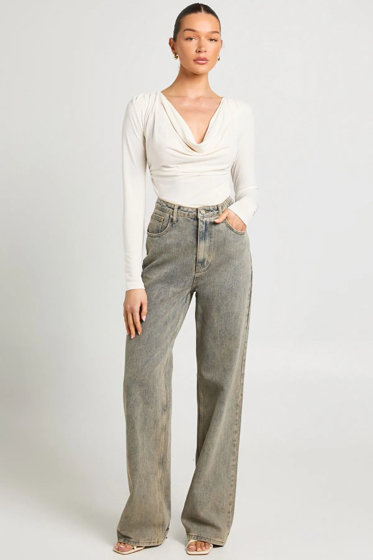 boohoo Top Court À Manches Longues Col Bénitier En Cupro<Femme Tops