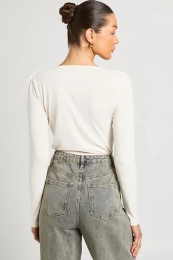 boohoo Top Court À Manches Longues Col Bénitier En Cupro<Femme Tops