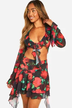 boohoo Top de plage floral à volants noué sur le devant<Femme Tenues De Plage