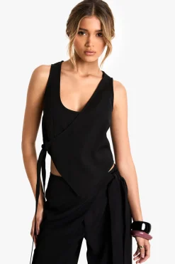 Top drapé à détails personnalisés