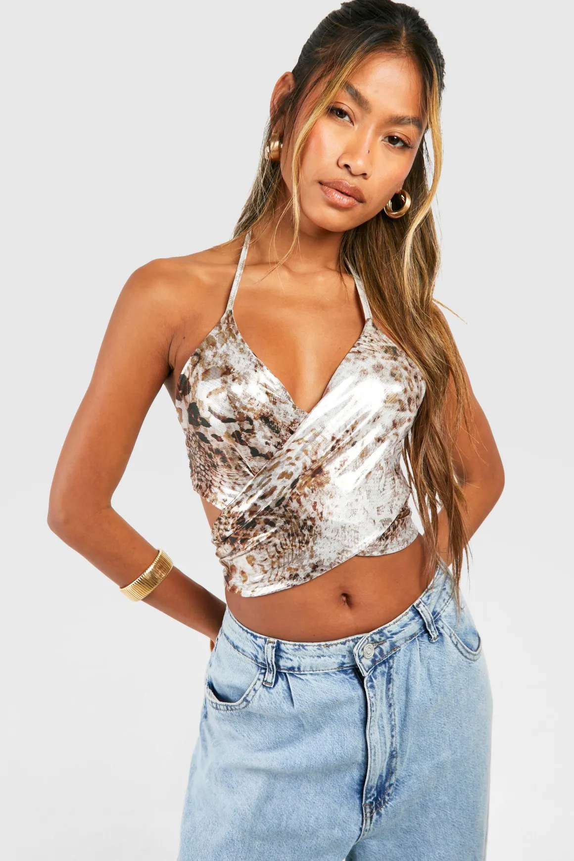 Top à détails drapés en foil