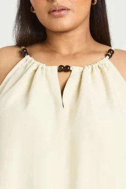 boohoo Top Fluide Grande Taille Col Licou Perlé Effet Peau De Pêche<Femme Tops