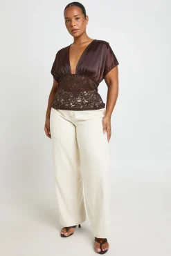 boohoo Top Grande Taille Buste Satin Taille Dentelle Décolleté V<Femme Satin Et Dentelle|Tops