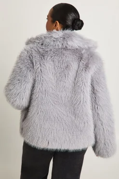 boohoo Top long Plus en synthétique<Femme Vestes & Manteaux