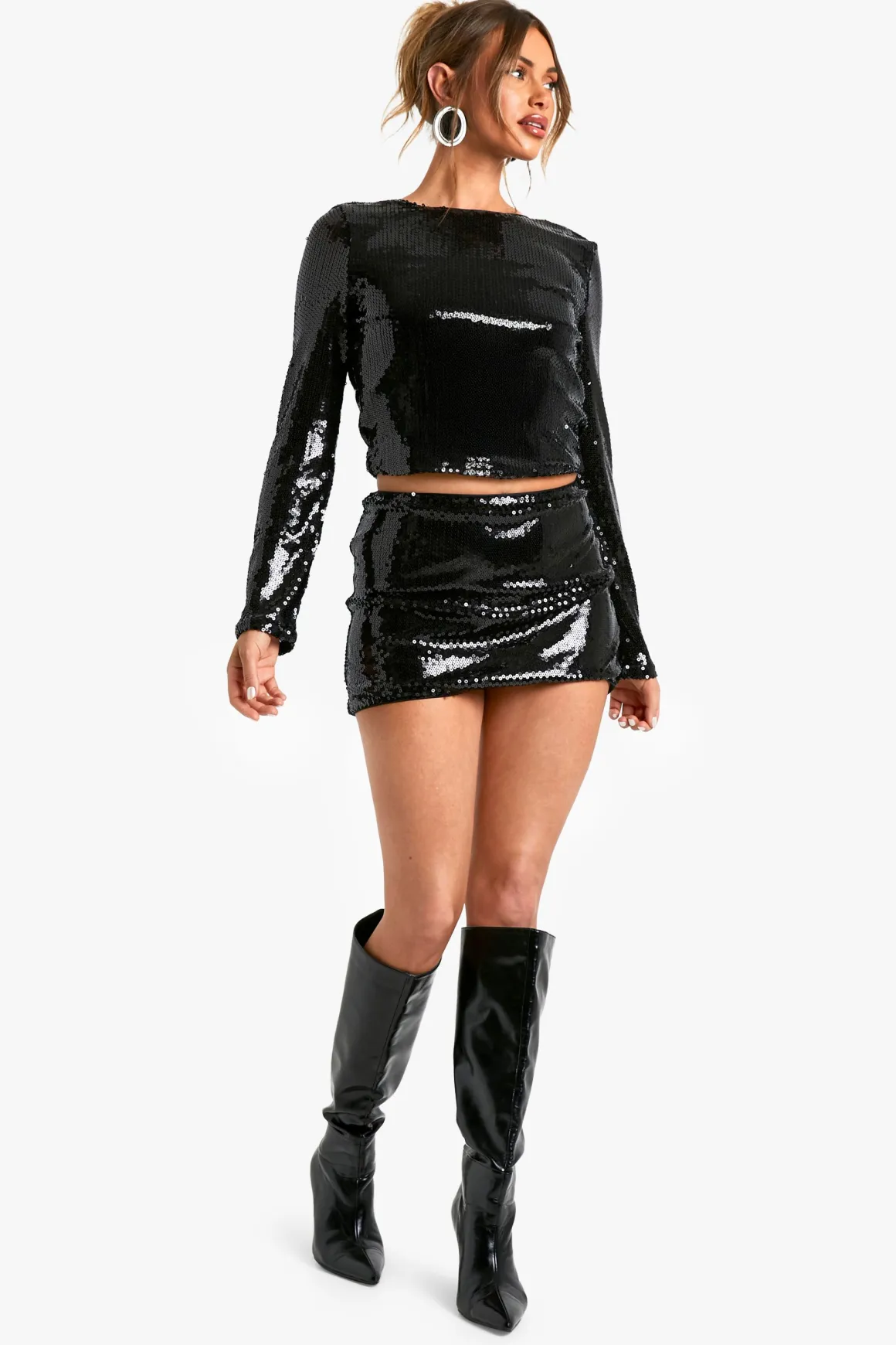 Top à sequins à manches longues avec dos drapé