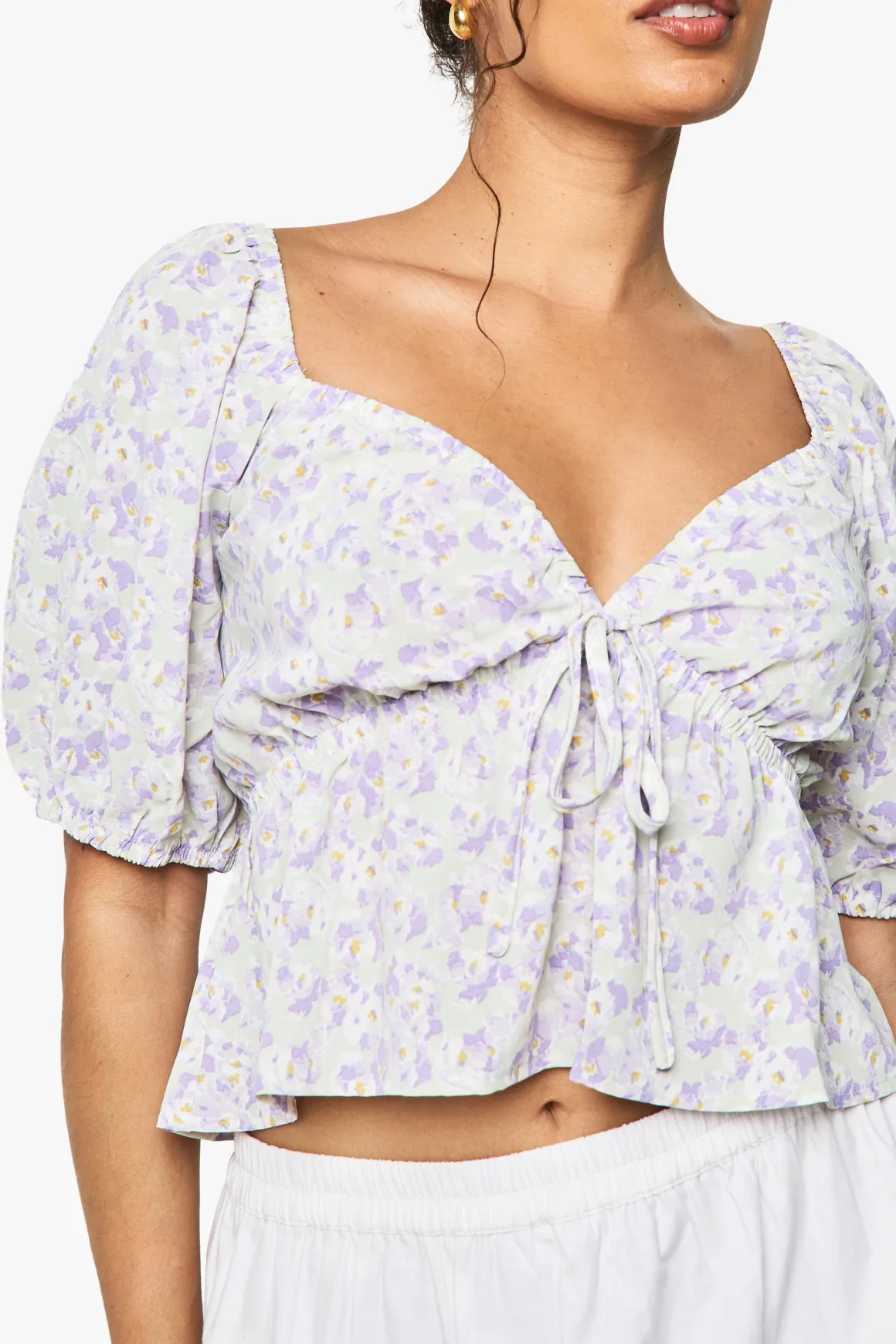 Top smock imprimé floral tissé à manches bouffantes