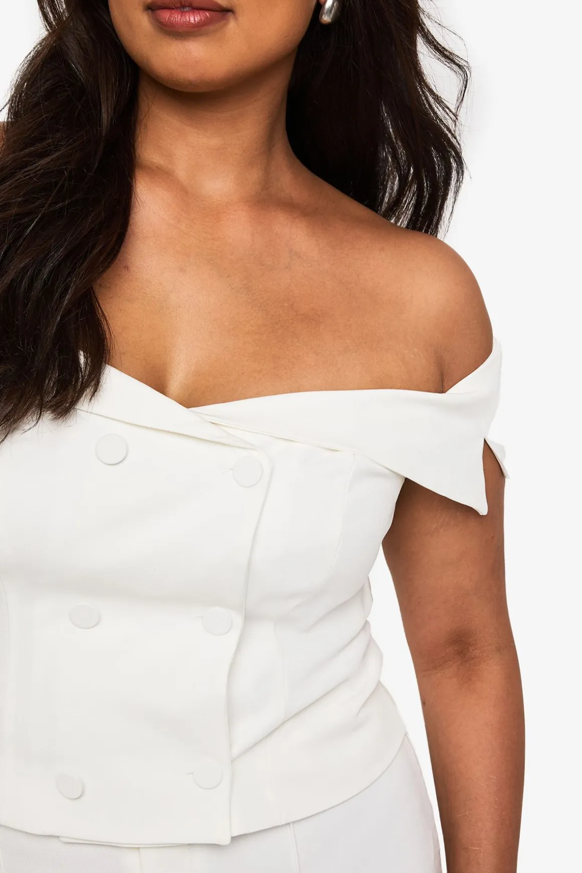 Top Tailoré à Épaules Dénudées pour Occasions