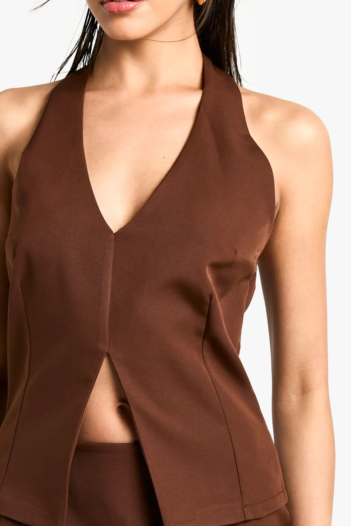Top tissé à encolure halter et décolleté plongeant