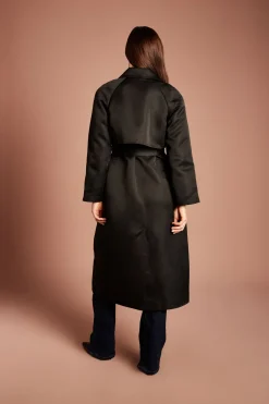 Trench-coat Ceinturé En Satin Noir Pour Occasions Spéciales