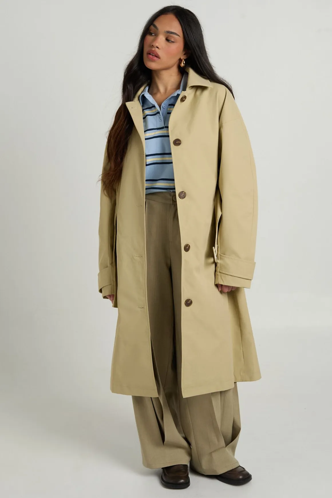 Trench-coat Long Boutonné Avec Ceinture