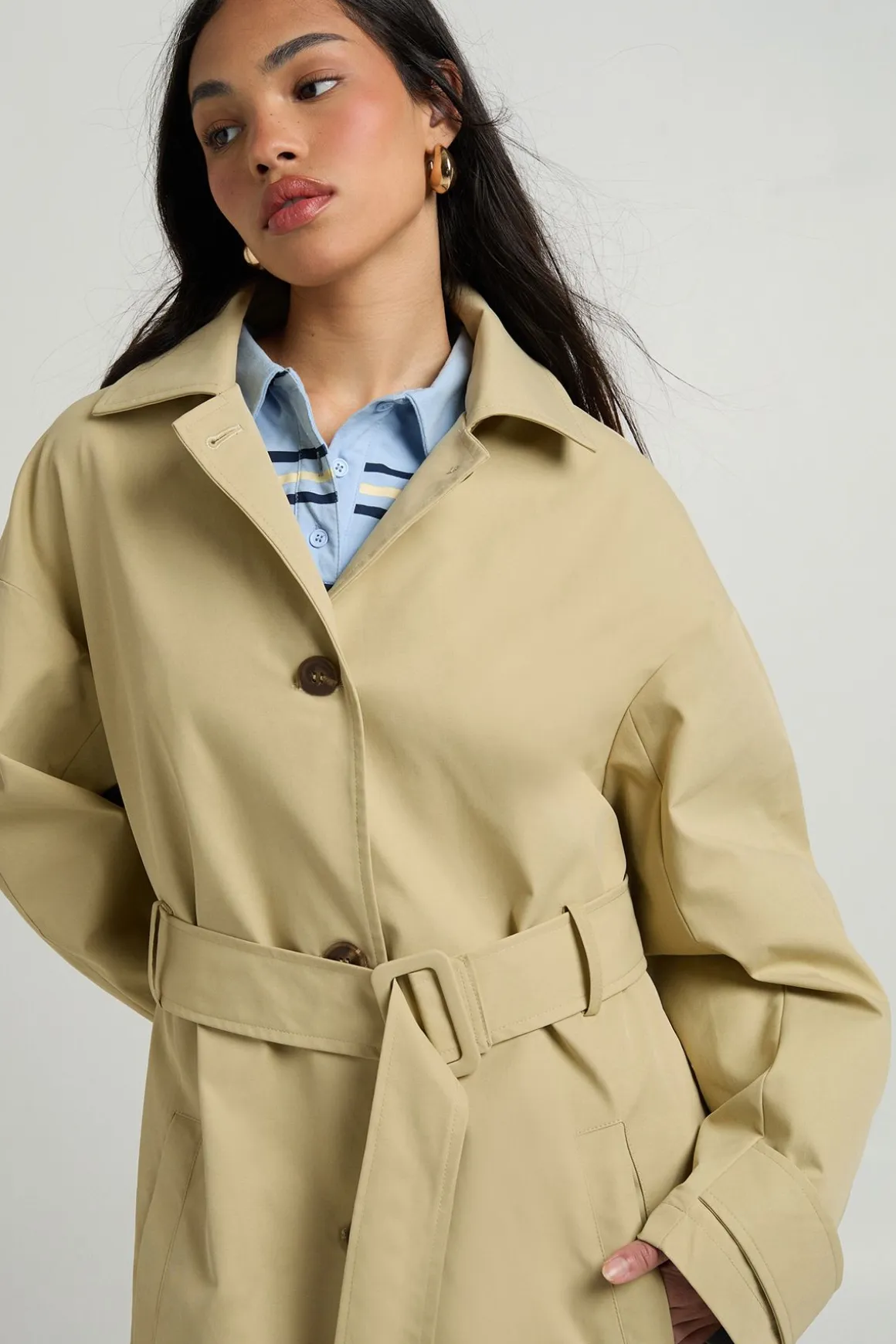 Trench-coat Long Boutonné Avec Ceinture