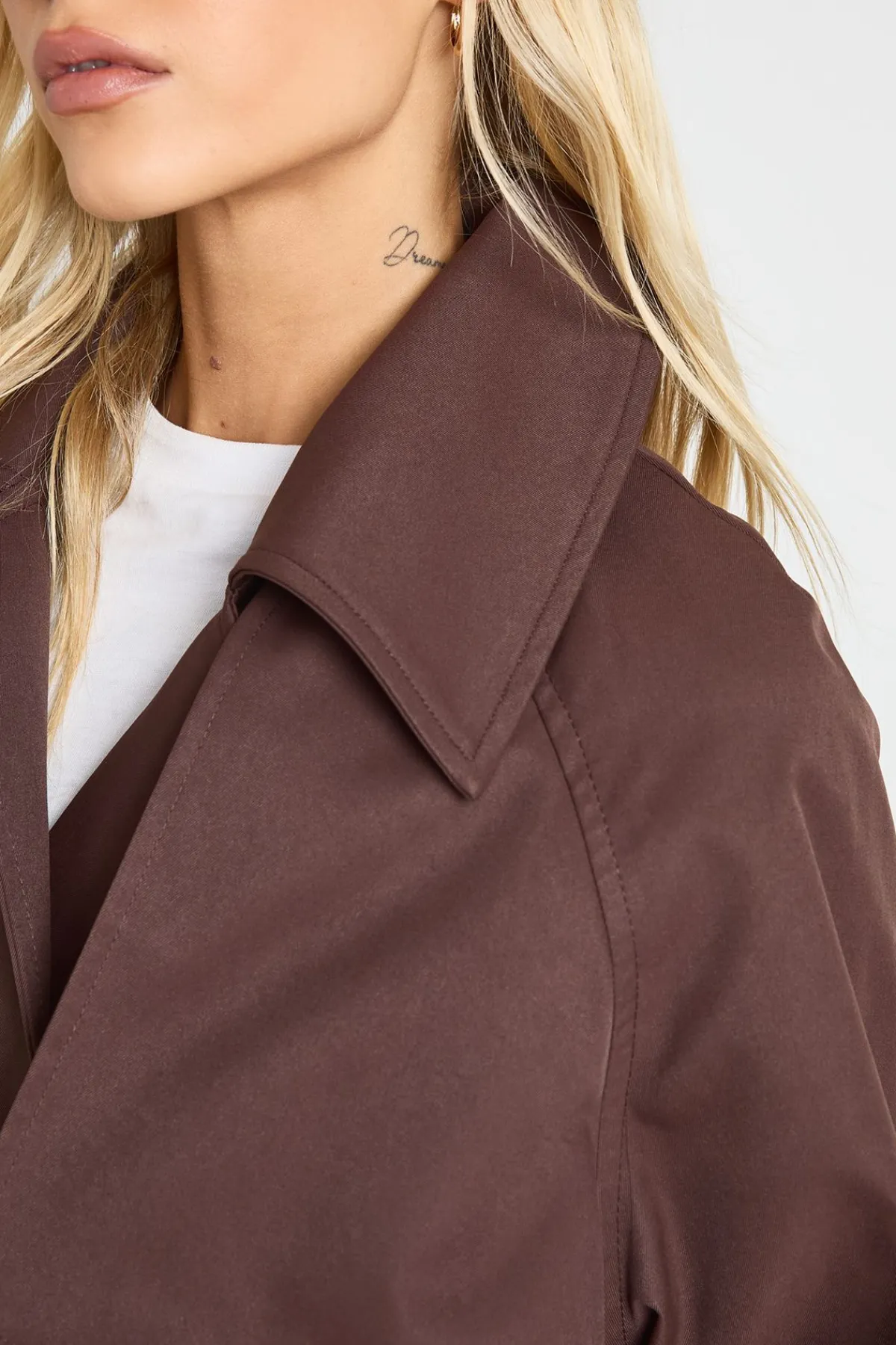 boohoo Trench-coat maxi à ceinture<Femme Looks Chocolat|Manteaux Et Vestes D’Automne