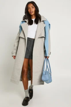Trench-coat oversize ceinturé à l'aspect laine pour petites