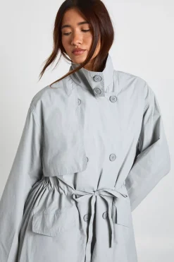 Trench-coat Texturé À Col Montant Et Taille Cintrée