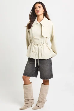 boohoo Trench Court Cintré À La Taille<Femme Vestes & Manteaux|Trenchs