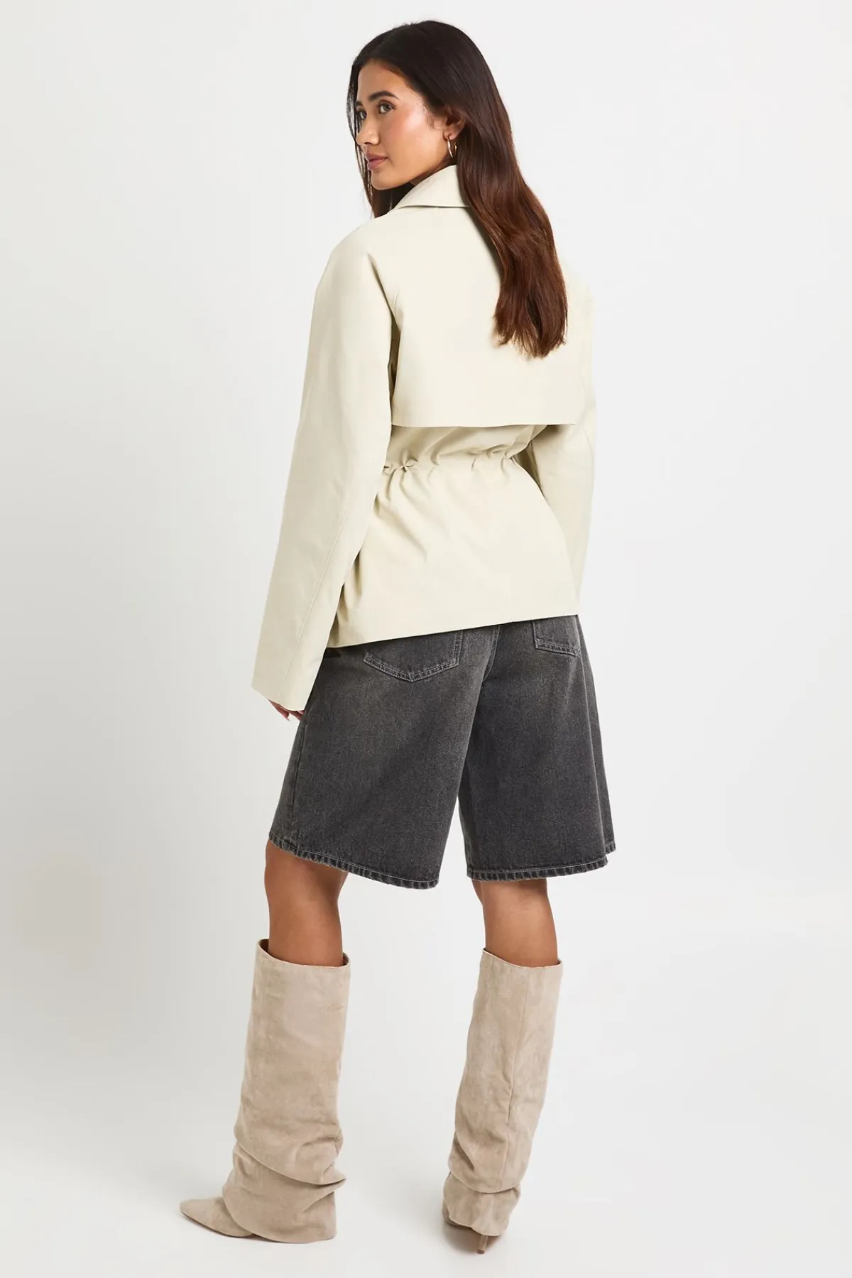 boohoo Trench Court Cintré À La Taille<Femme Vestes & Manteaux|Trenchs