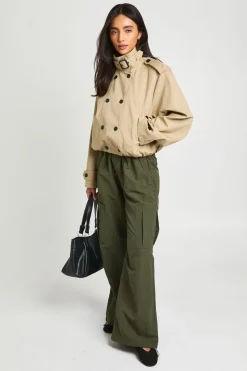 boohoo Trench Court À Double Boutonnage Et Col Montant<Femme Tons Neutres|Trenchs
