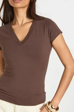 T-shirt Ajusté À Col V Et Manches Courtes