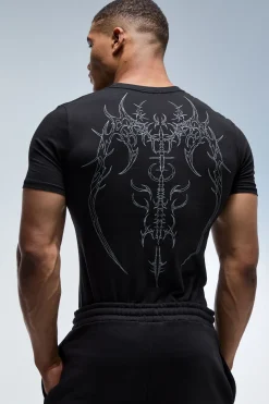 T-shirt Ajusté Gothique À Motif Tribal Dorsal Training Dept