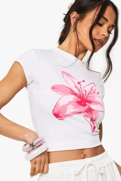 boohoo T-shirt ajusté à grande fleur<Femme Tops