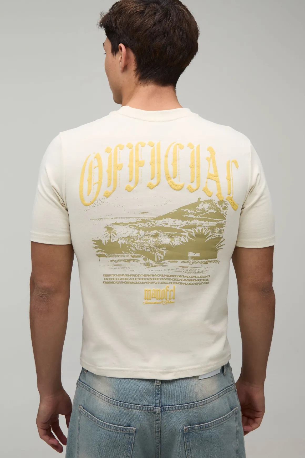 T-shirt Ajusté Moulant Raccourci À Imprimé Moto En Relief