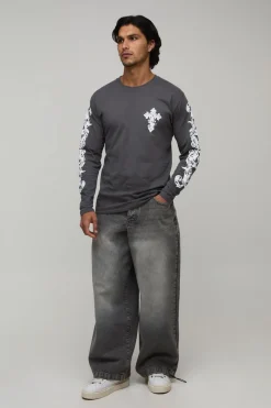 T-shirt Anthracite À Manches Longues Coupe Regular Avec Imprimé Gothique Sur Les Manches