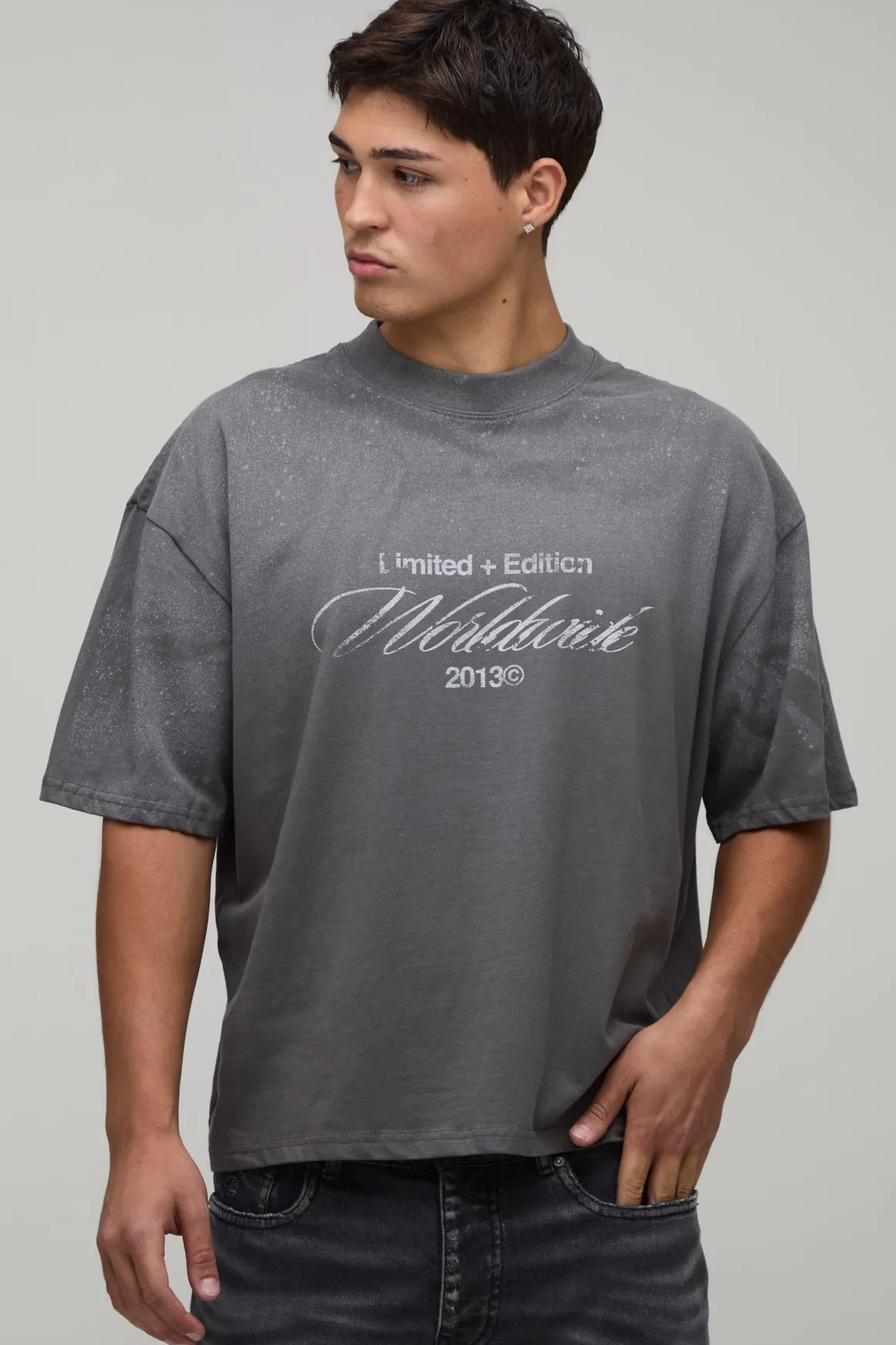 T-shirt Anthracite Oversize Ample Effet Spray Wash Imprimé