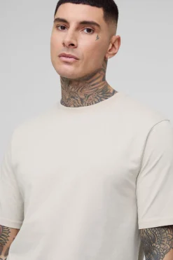 boohooMAN T-shirt basique à col rond pour hommes de grande taille, coupe régulière<Homme Tout Afficher|Tout Afficher