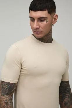 T-shirt basique à coupe musclée pour personnes grandes