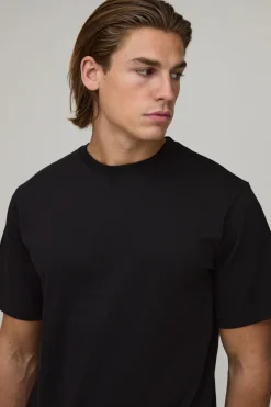 T-shirt basique à coupe régulière et encolure ronde
