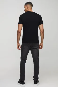 T-shirt basique Muscle Fit à encolure ronde
