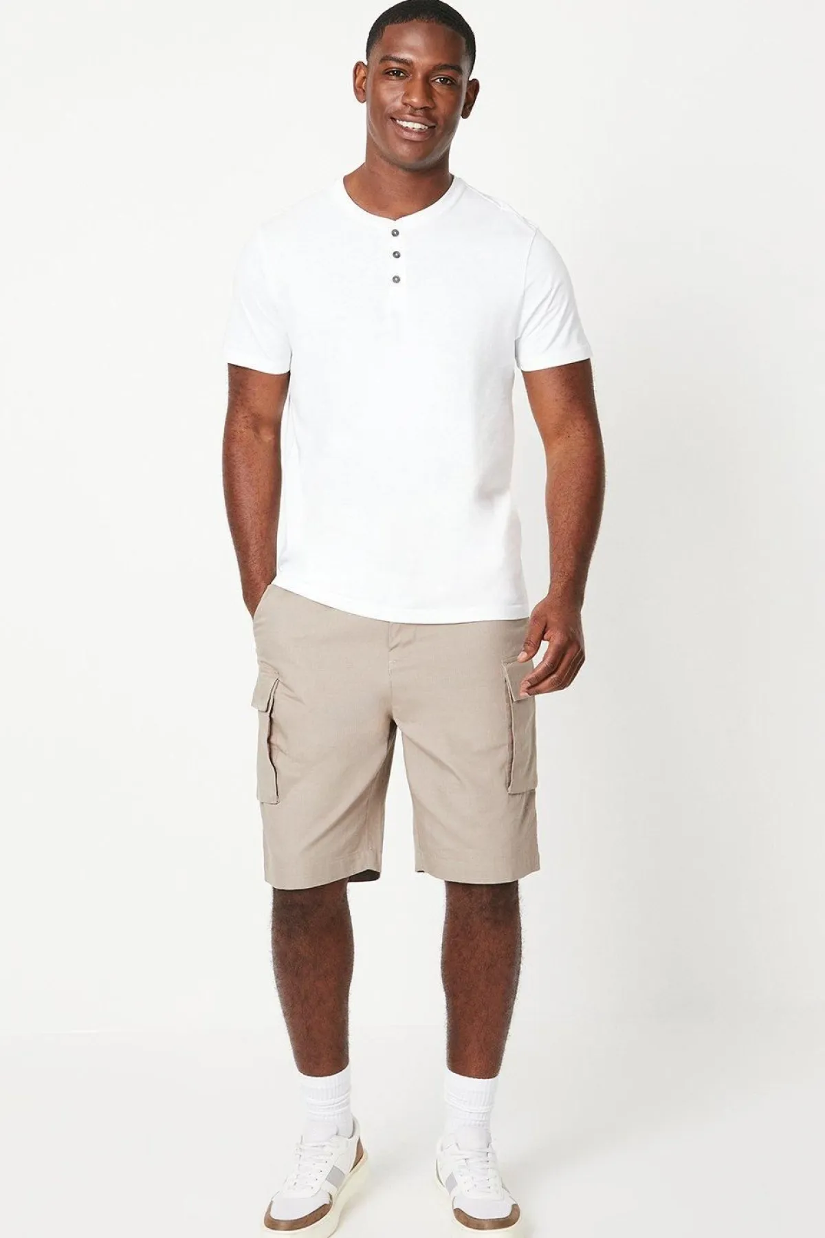 Burton T-Shirt Blanc Col Grand-Père<Homme T-Shirts