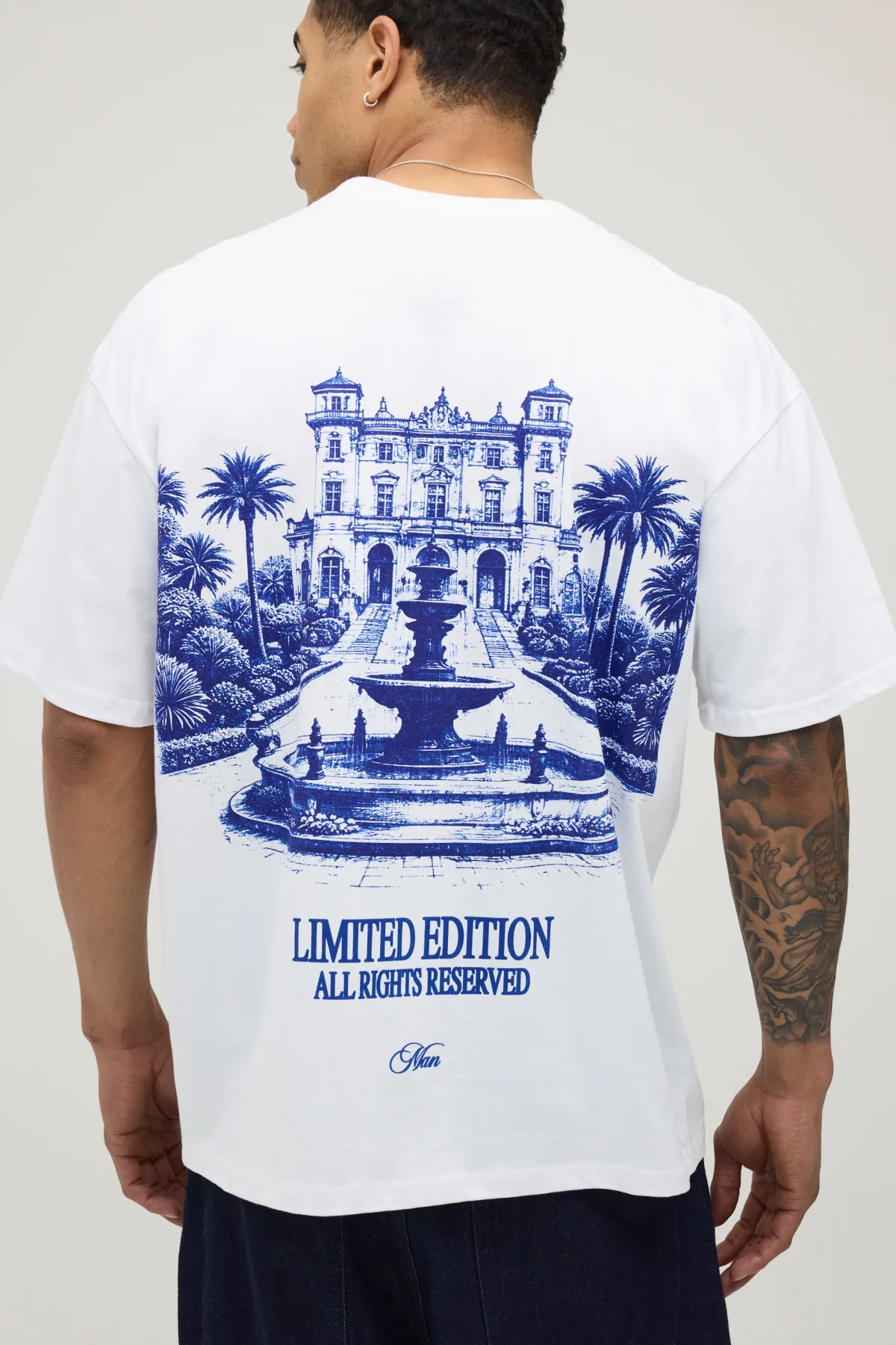 boohooMAN T-shirt Oversize À Imprimé Paysage Grande Échelle<Homme T-Shirts Impriméstendances|T-Shirts