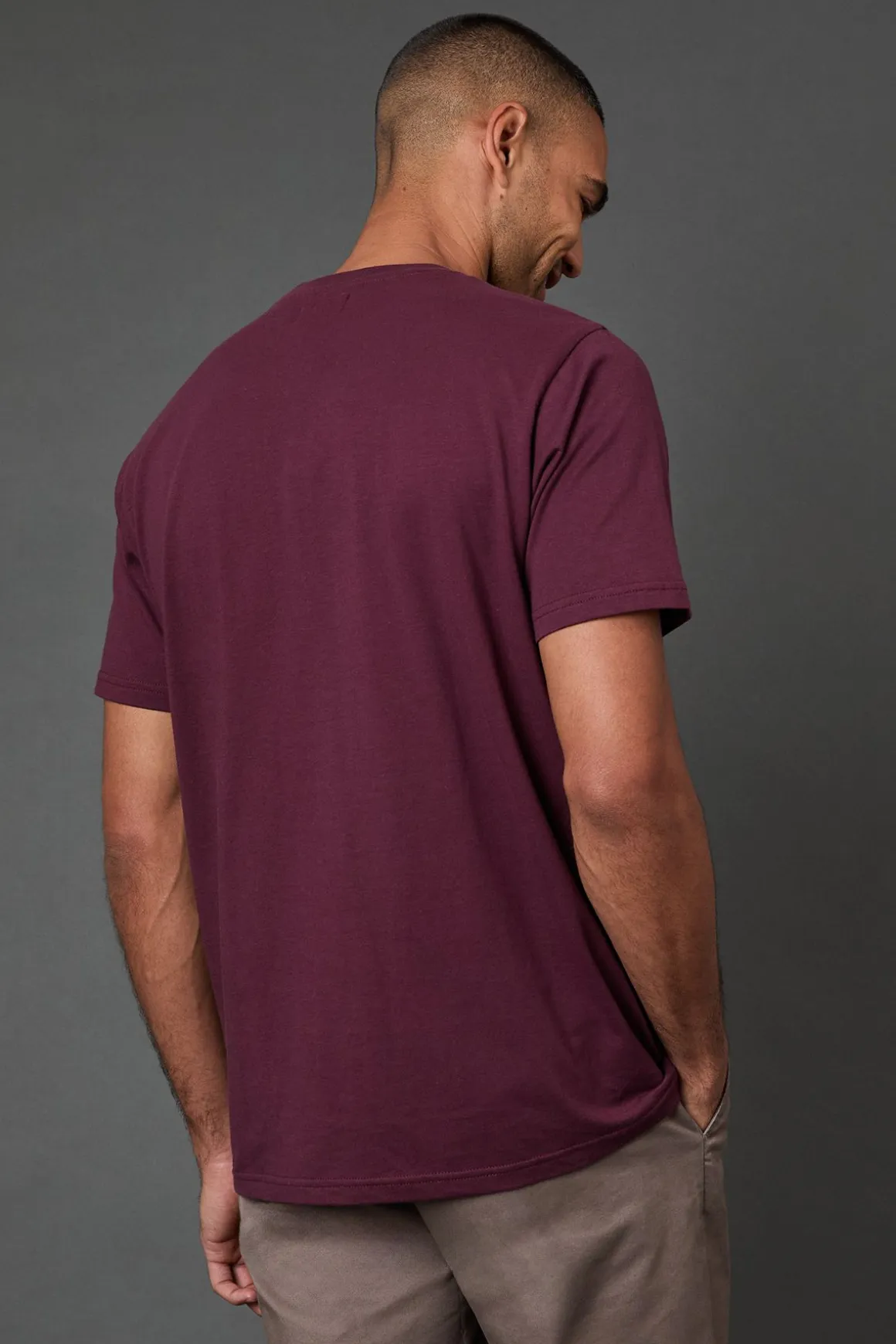 T-Shirt Bordeaux Uni à Col Rond
